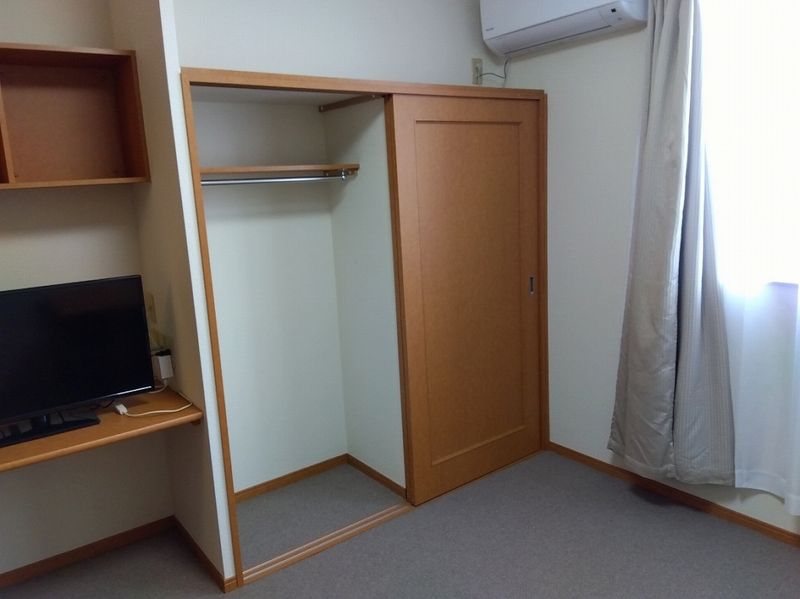 レオパレスタウンコートＴＷＯ 収納