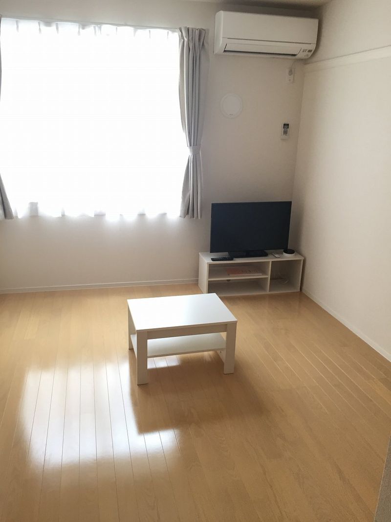 クレイノクレーメンス上連雀 居間
