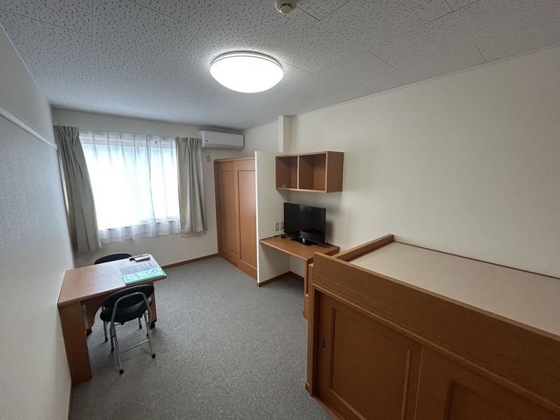 レオパレスコンフォールⅡ 居間