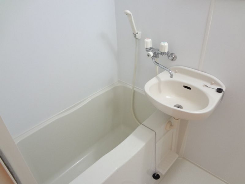 レオパレスプリーモ　ワン 風呂