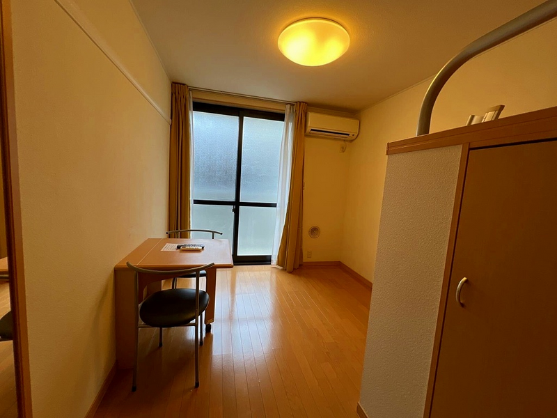 レオパレスビブハウス 居間