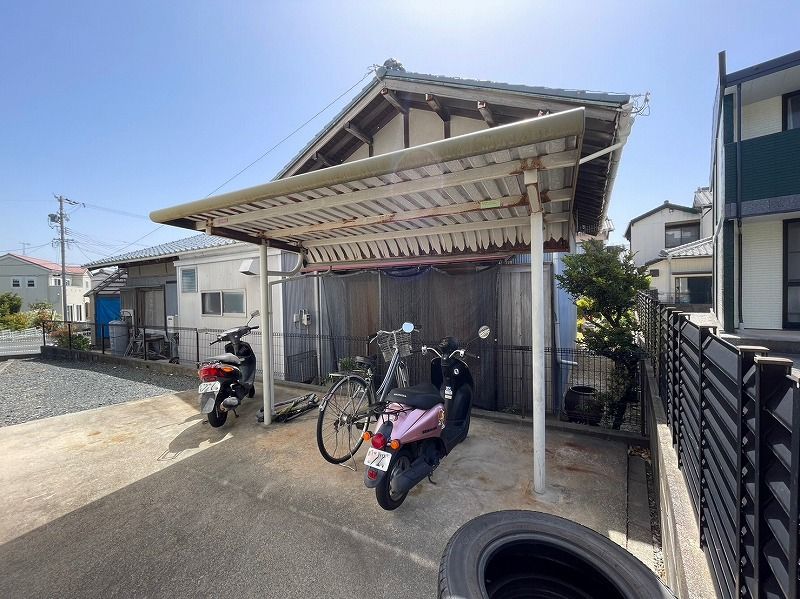 leopalace KAORUII Shared spaces