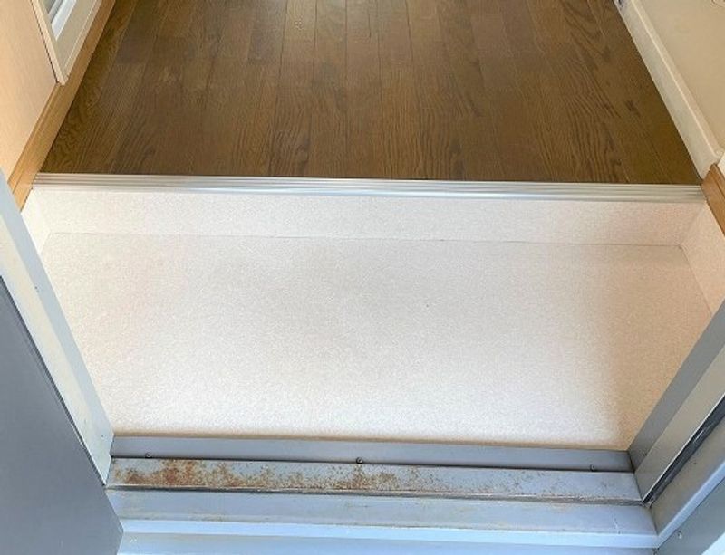レオパレスル・シエル 玄関