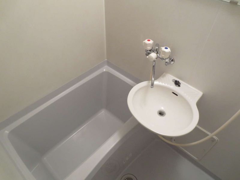 レオパレスポトリバＧ 風呂