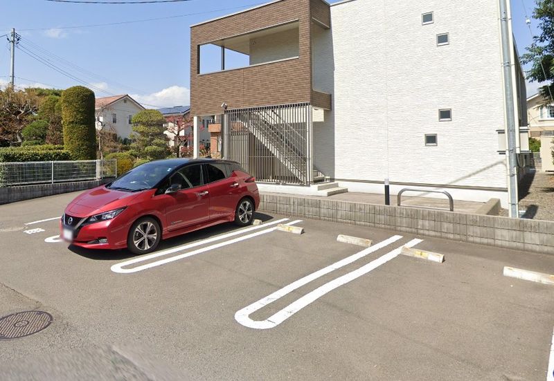 クレイノ愛琴 駐車場