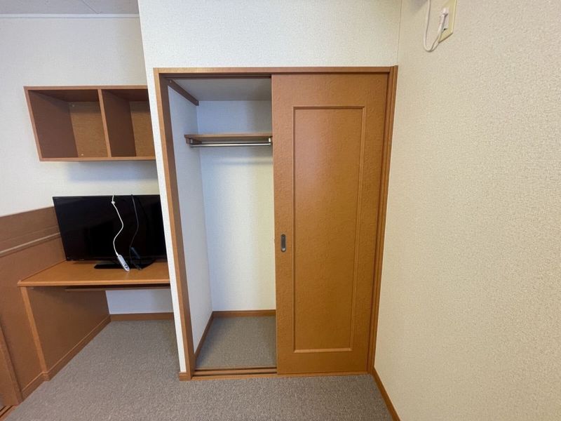 レオパレス幸手ＥａｓｔⅡ 収納