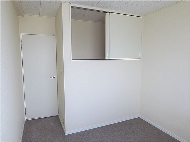 レオパレス小桜 収納