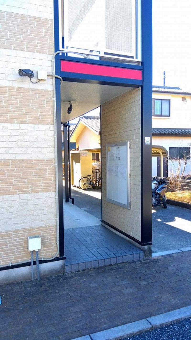 レオパレスオーガスト エントランス