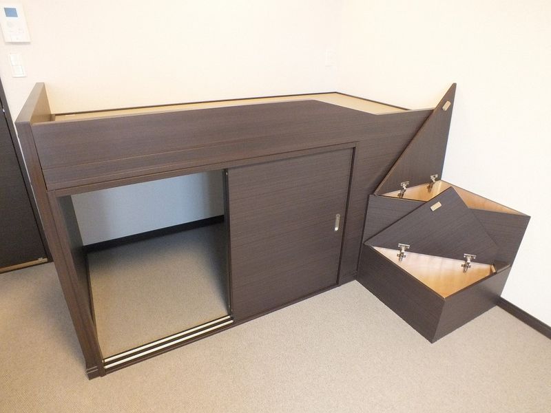 レオネクストロワジール 収納