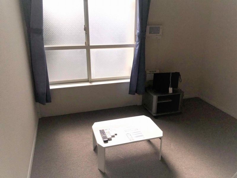 レオパレスタイガー 居間