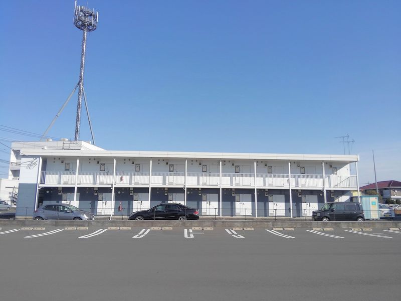 レオパレス富士 外観