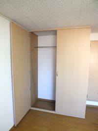 レオパレスリバーテラス 収納