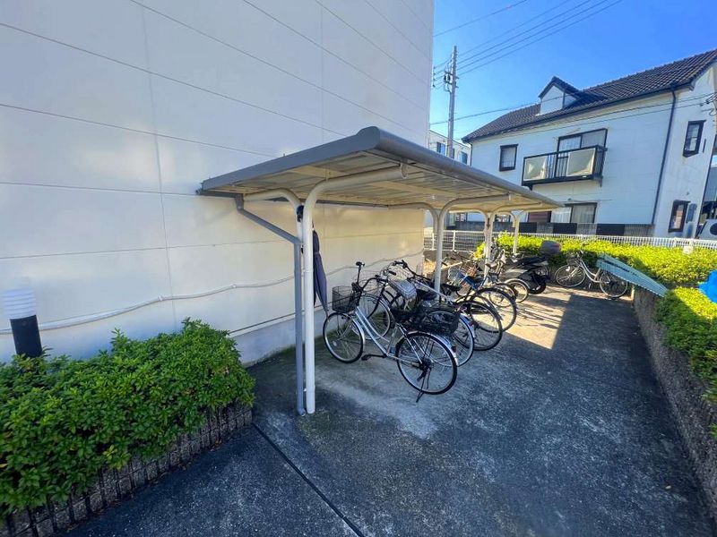 レオパレスフランボワーズ　Ｆ 共用部分
