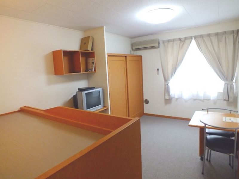 レオパレス新町Ⅱ 居間