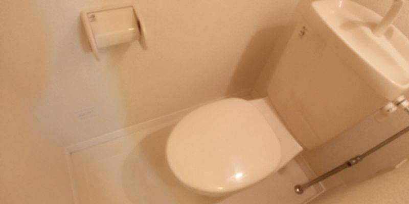 レオパレスサン今町 トイレ