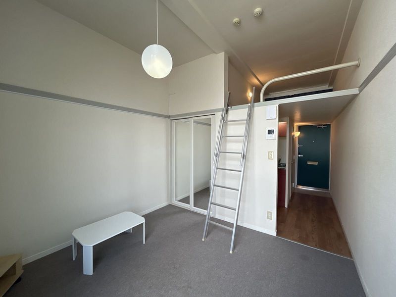 レオパレス東城南 居間