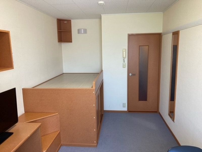 レオパレスハイマット 居間