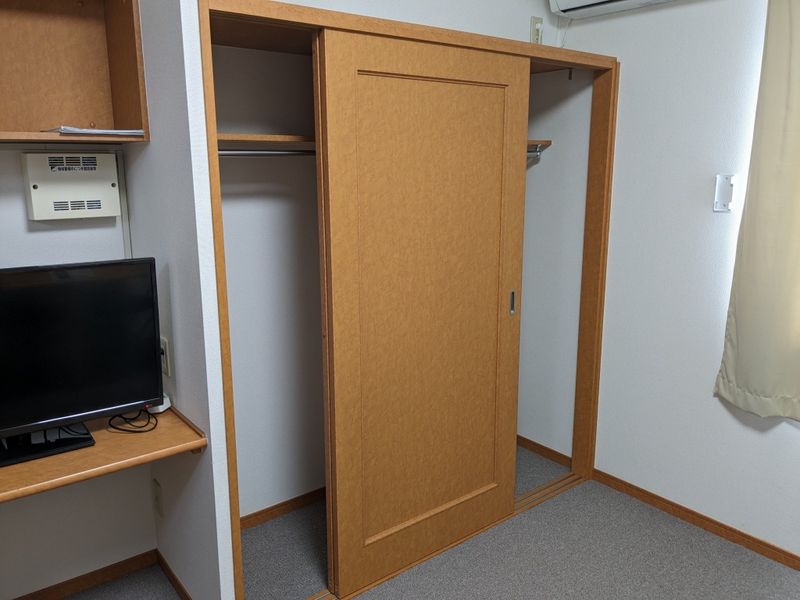 レオパレス大町 収納
