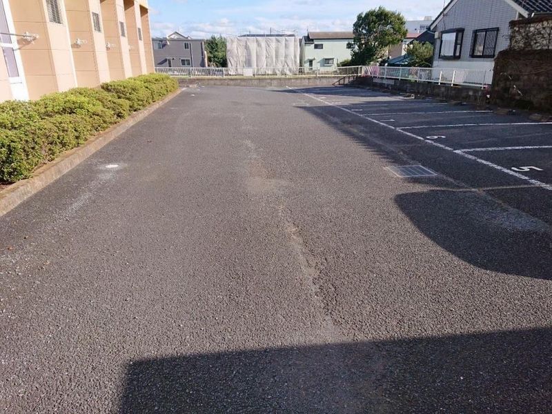レオパレスＳｕｎＦｌａｒｅ 駐車場