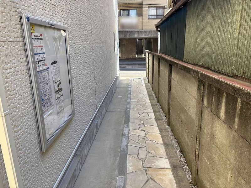 レオネクストスア エントランス