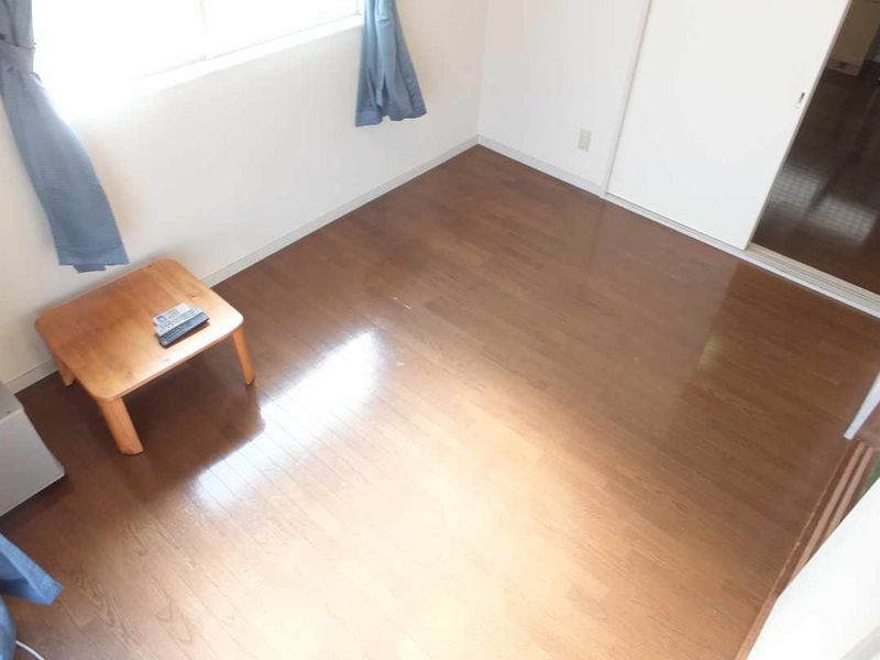 レオパレス永山第１ 居間
