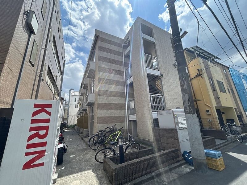 レオパレスサンライズ　ＫＷ 外観