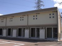 レオネクストＫＵＲＩＣＯ 玄関