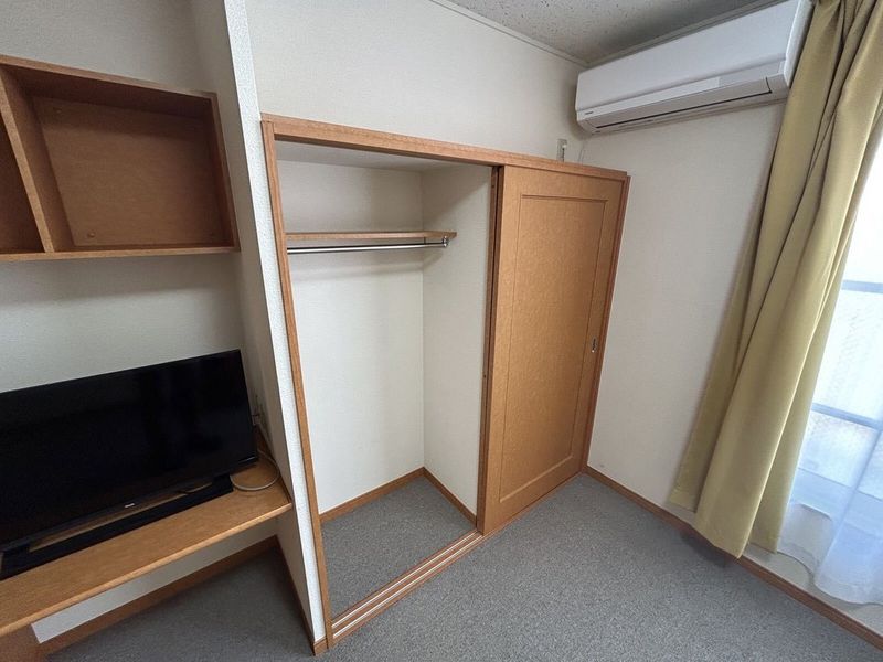 レオパレスグレーシーせきの上 収納