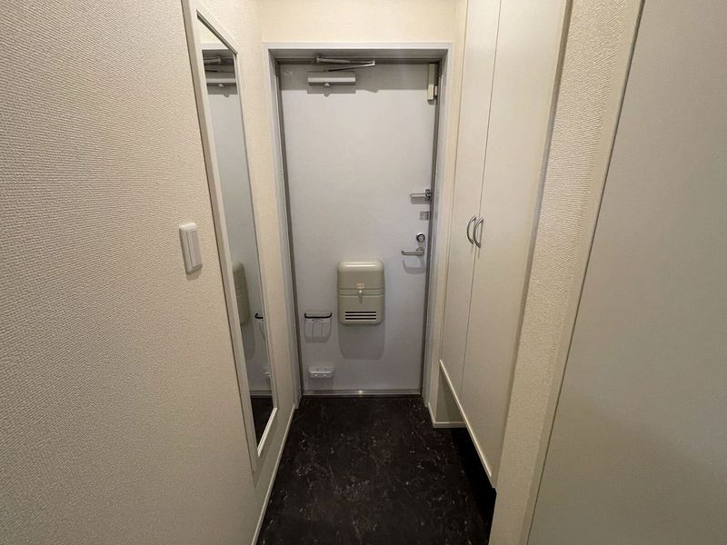 MIRANDA Cerezo Third Entrance