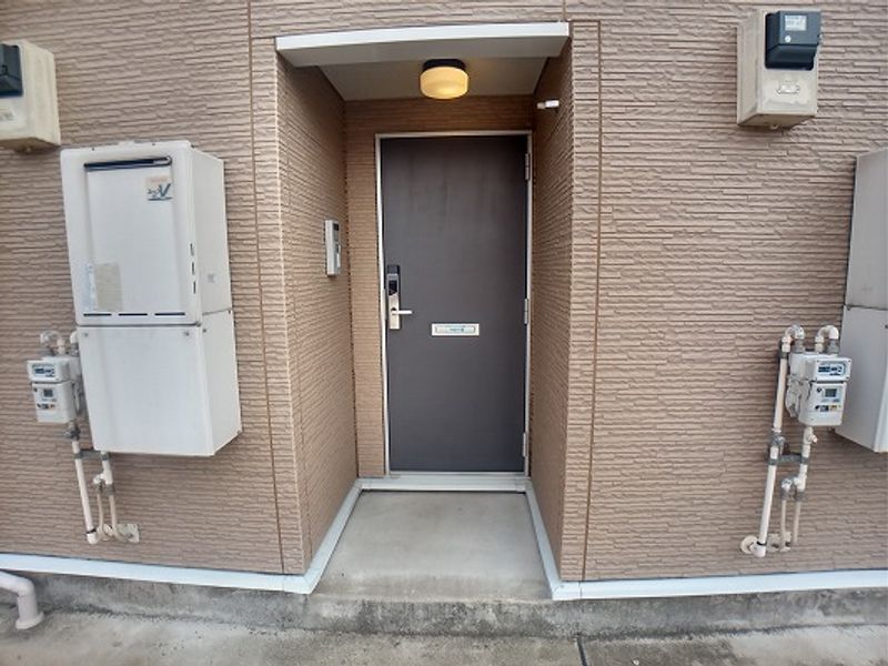 レオネクストメゾンエスポワール 玄関
