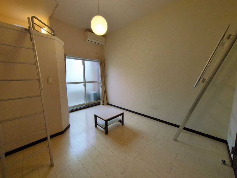 LEONEXT Lumiere Nishidai III Living room