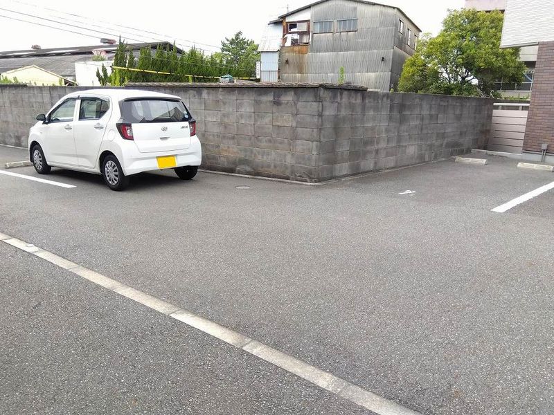 ミランダメゾン　ド　バンリュー 駐車場
