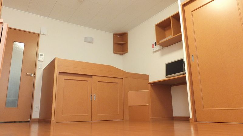 レオパレスミチト 寝室