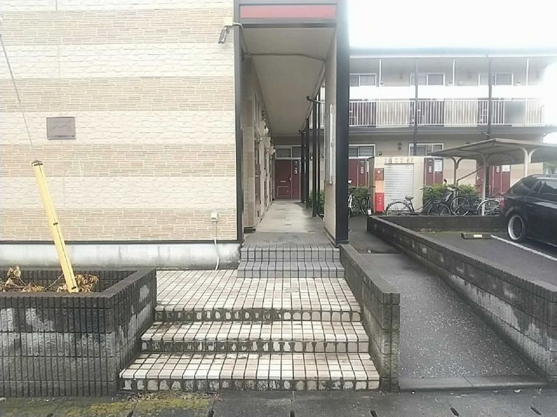レオパレスウォーターヴィレッジ エントランス