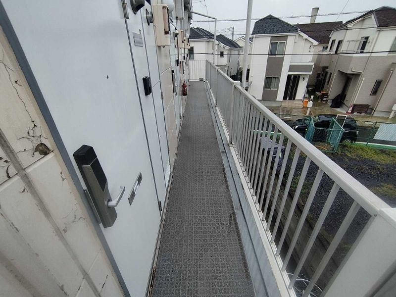 レオパレスエスペランサ中和泉 エントランス