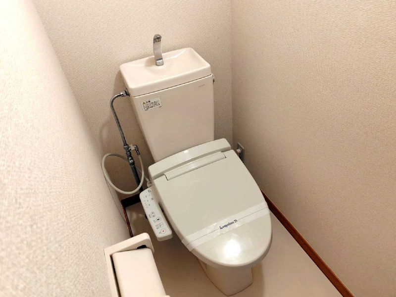 レオパレスルミエール トイレ