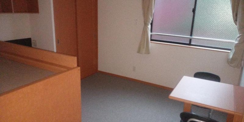 レオパレストゥエンティツゥ 居間