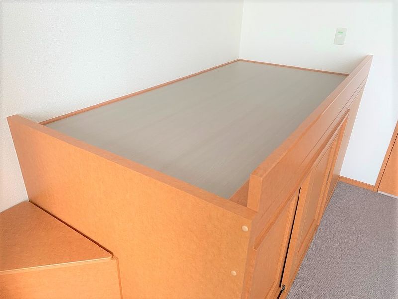 レオパレスハマダテ 居間