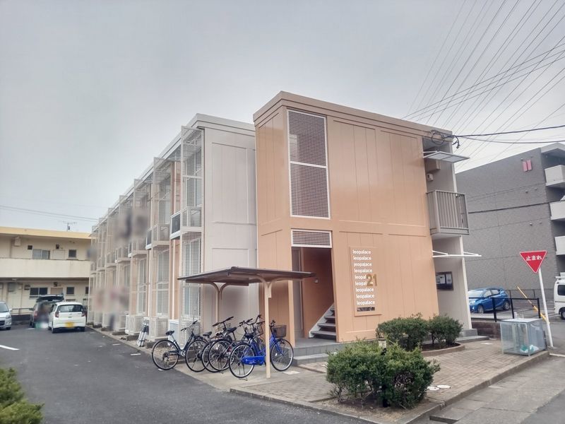レオパレス大木曽 外観