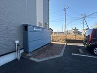 レオパレスプレミール エントランス