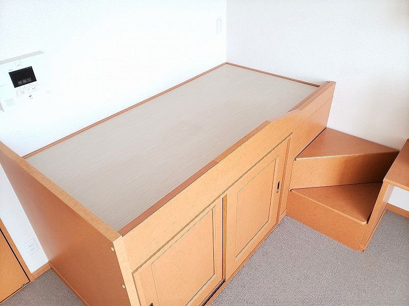 レオパレスボヌール 収納