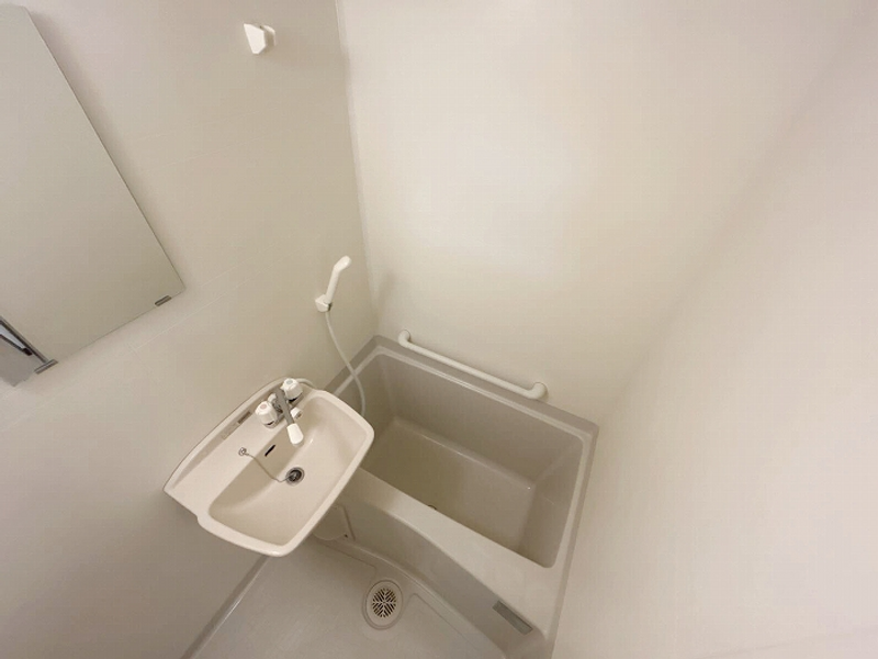 LEONEXT Reveur III Phòng tắm