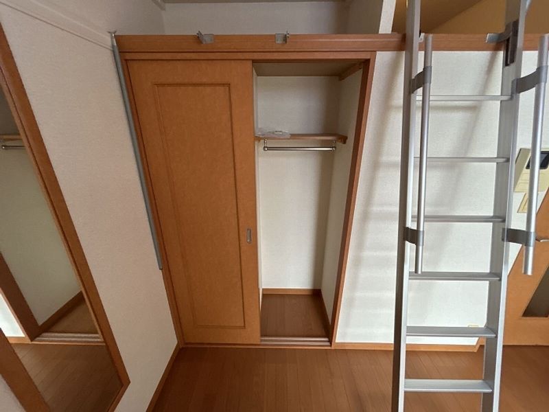 レオパレスバルームⅡ 収納
