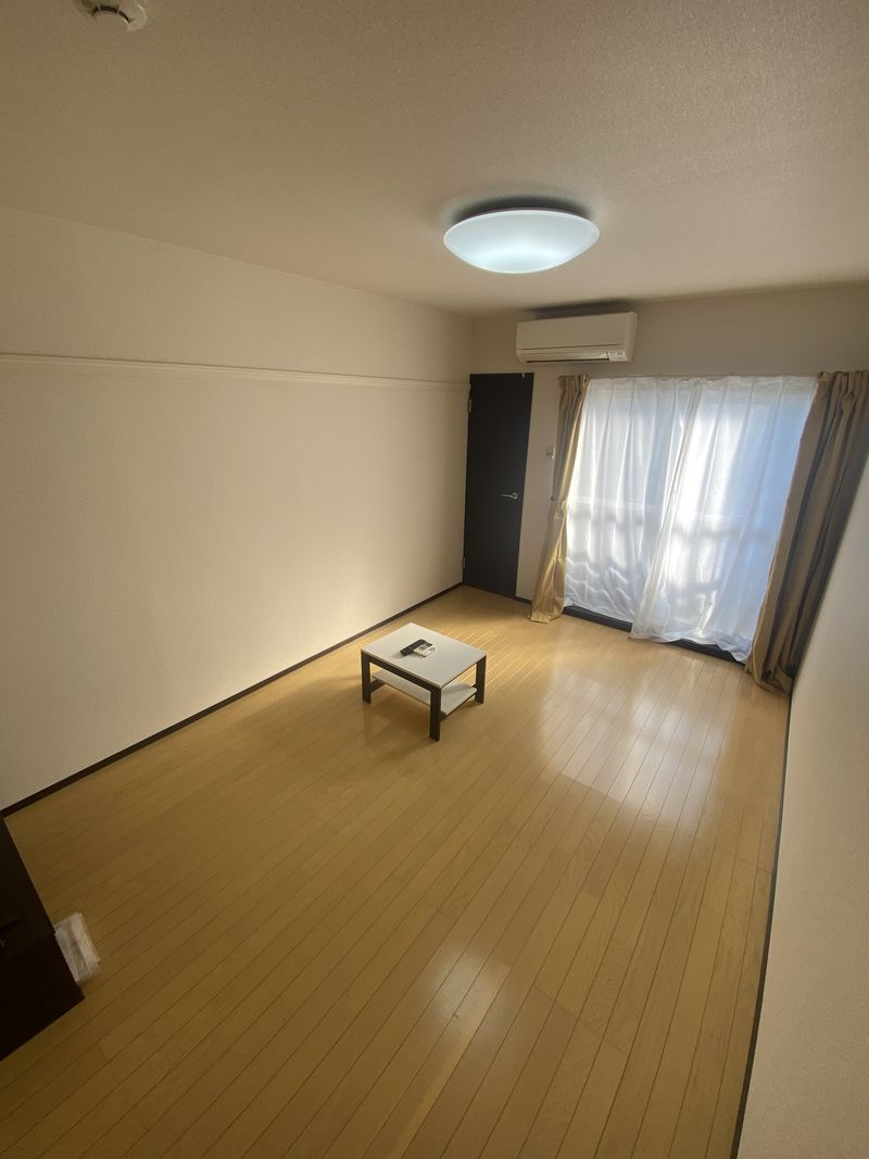 クレイノ桜ルミナス 居間