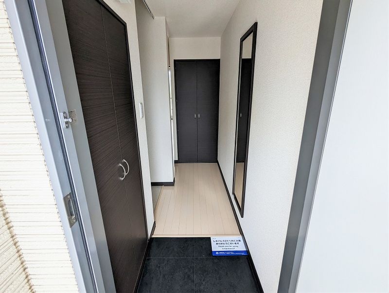 レオネクストヴェスペリア 玄関