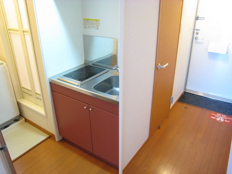 レオパレスティー　フジ キッチン