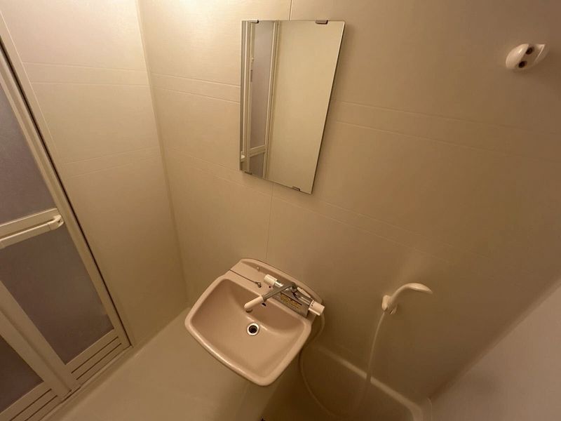 レオパレスアイリス 洗面台