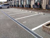 レオパレスコリーヌ　ホンダ 駐車場