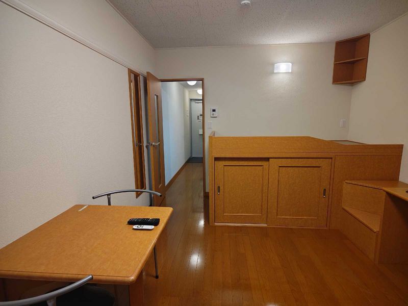 レオパレス馬木 居間