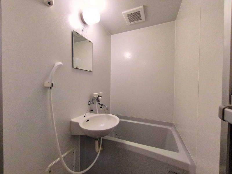 レオパレスレインボー 風呂